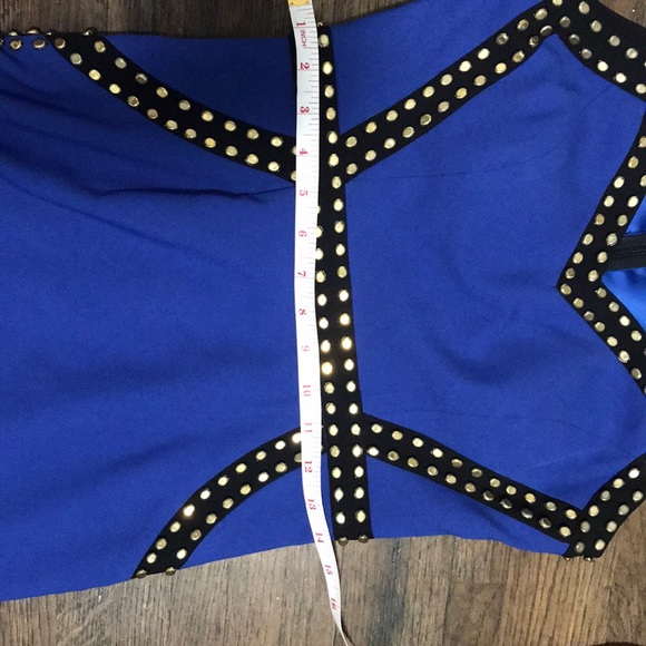 Dress - Picture 6 of 6